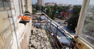 Демонтаж балкона Бугуруслан, цена от 2943 руб.
