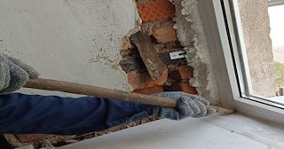 Демонтаж оконных откосов по выгодной цене от 517 руб. в Бугуруслане - Сварной-Бгр
